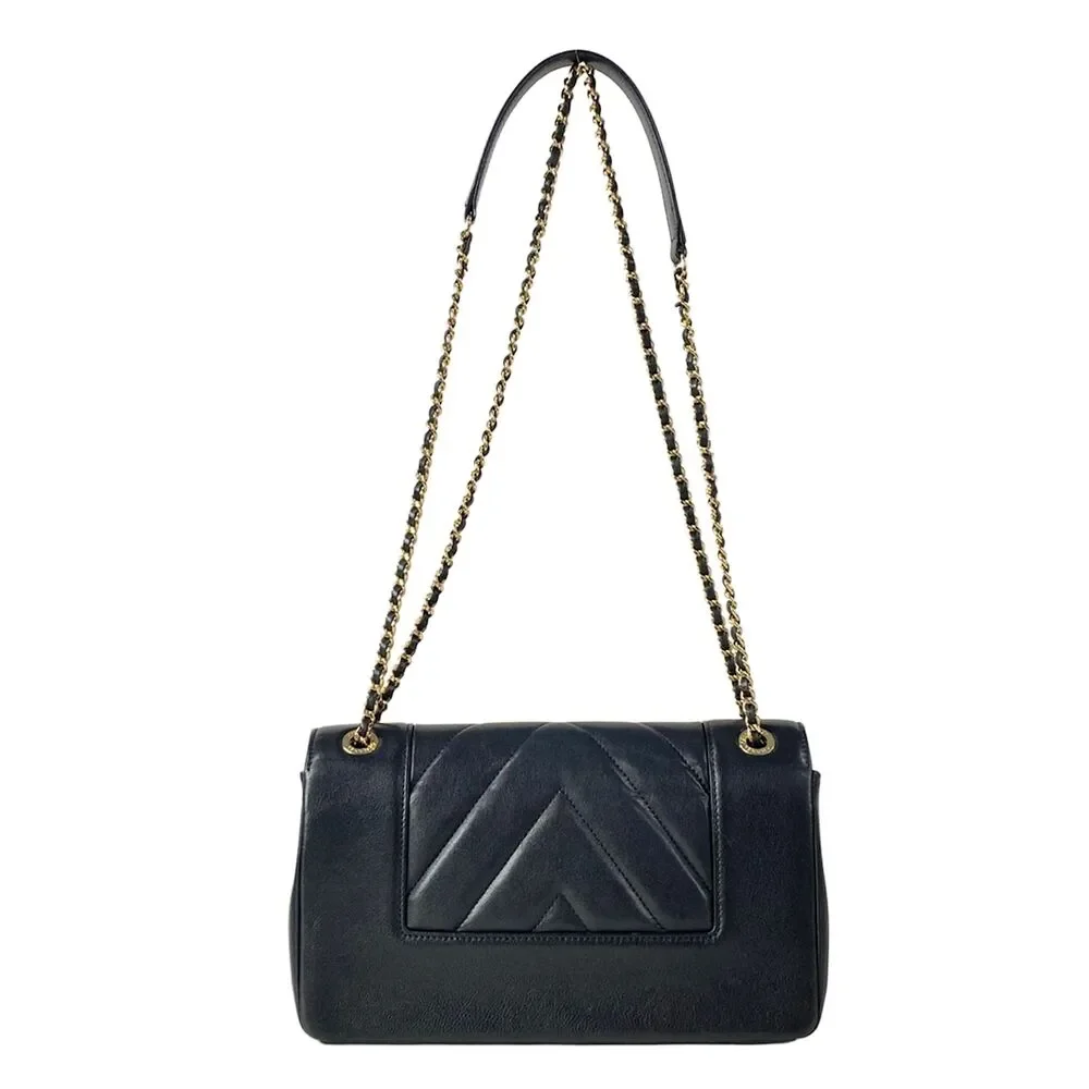 Chanel stitch chevron